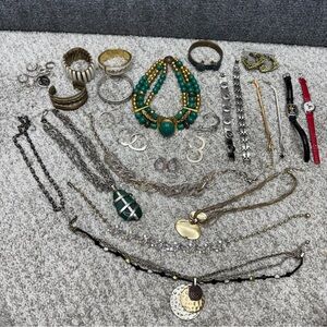 Vintage estate costume jewelry Huge Lot necklaces bracelets earrings + (AS IS)